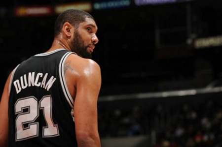 【Joma】阿斯拉尼失点，亚当斯破门难救主，都灵...（阿斯拉尼点球失手，亚当斯建功仍无力回天，都灵终笑到最后）