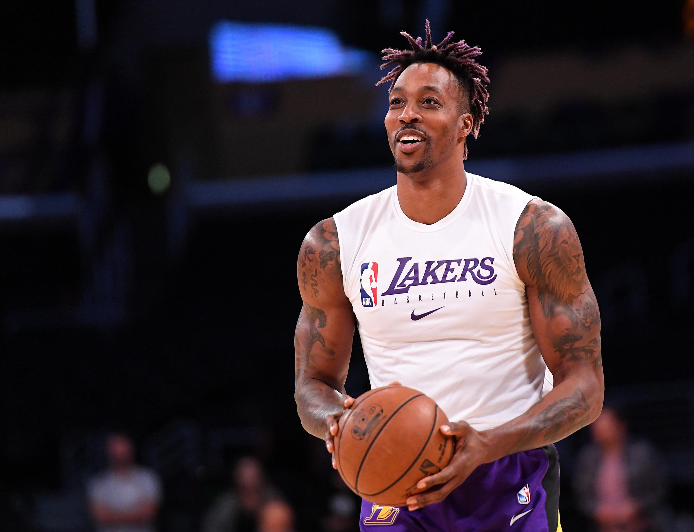 乌度卡：湖人强硬姿态难掩跑动不足，火箭掌控全局（乌度卡：湖人再硬也掩不住跑动短板，火箭掌控比赛主动权）