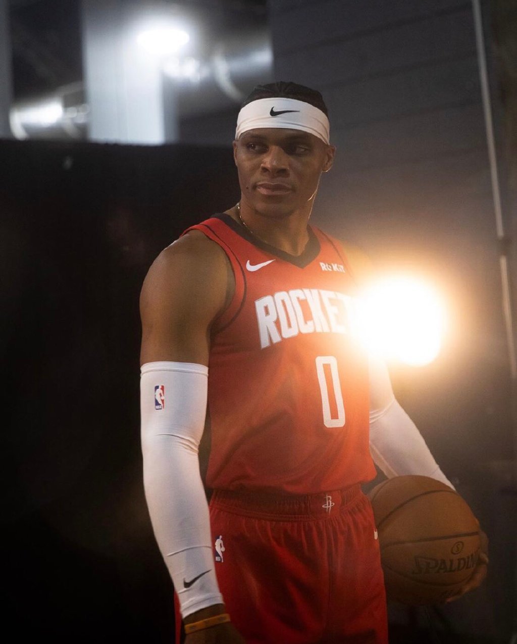 0-4不敌国安保级机会渺茫，亚泰众将赛后难掩失落情绪（0-4负于国安保级前景渺茫，亚泰将士赛后难掩沮丧）