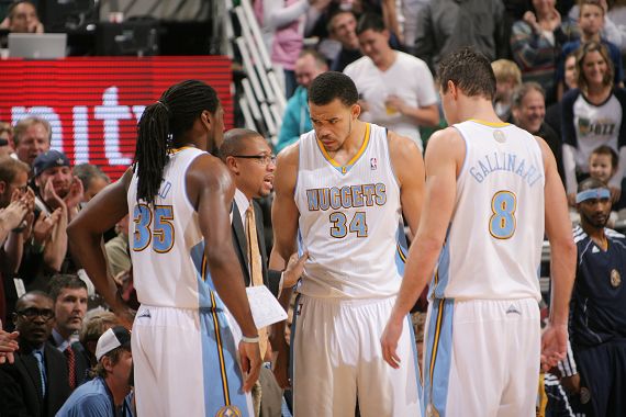 残阵对残阵，曼晚：曼联vs纽卡的比赛可能有多达15名球员缺席（阵容不整对决，曼晚：曼联战纽卡或有多达15人缺席）