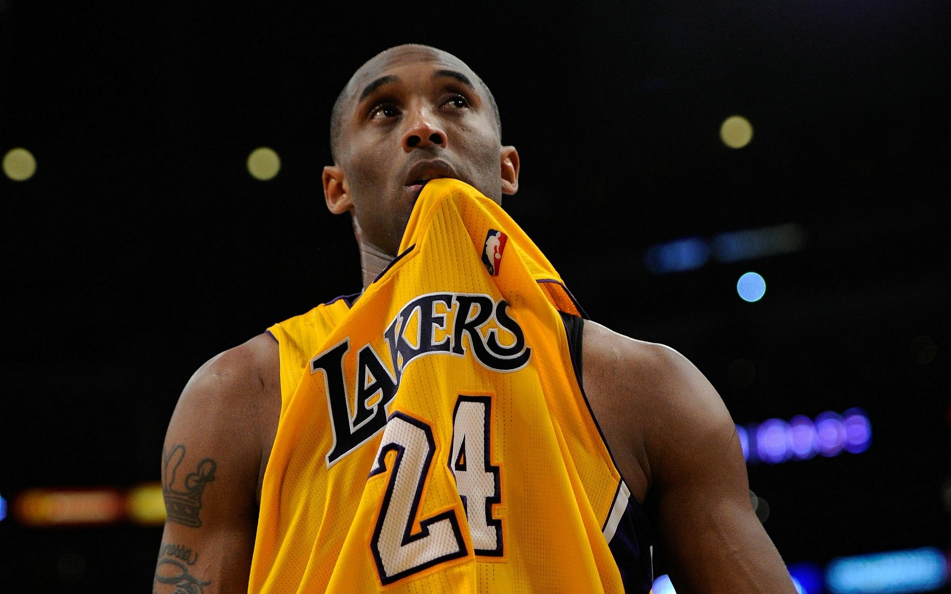 每体：巴萨U12埃希奥福受到经纪人扎哈维关注，双方已有接触（每体：经纪人扎哈维看中巴萨U12小将埃希奥福，双方已展开接触）