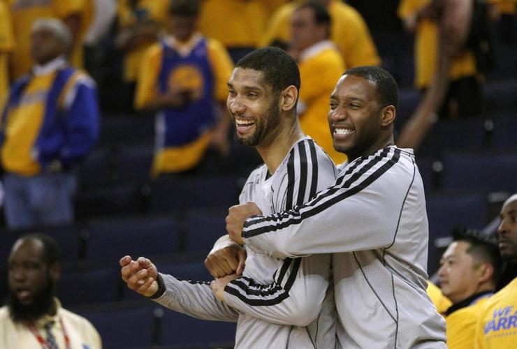 F1实时积分榜：诺里斯领先皮亚斯特里22分，领先维斯塔潘25分（F1最新积分榜：诺里斯以22分甩开皮亚斯特里，领先维斯塔潘25分）