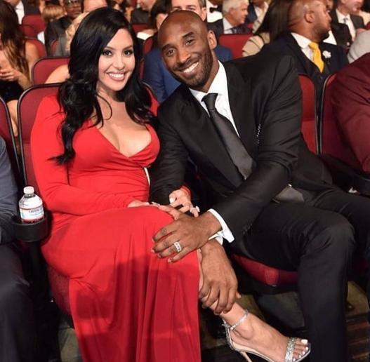 中超前瞻：上海海港平局即可夺冠，大连英博两次粉碎送礼传闻（中超前瞻：海港拿到平局即加冕，大连英博两度击破送礼传闻）