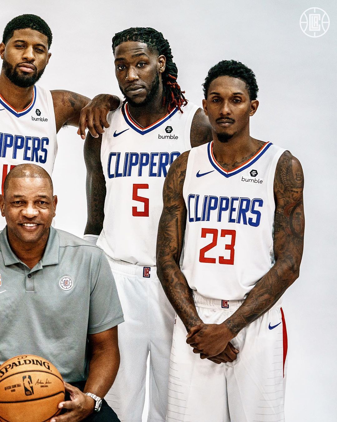 三节打卡！亚历山大正负值+43，继续领跑联盟正负值榜单（三节下班！亚历山大+43正负值，继续领跑联盟正负值榜）