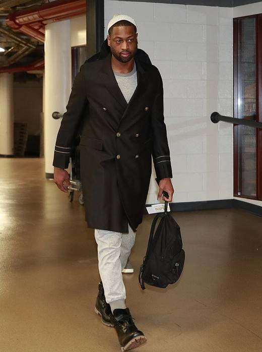 梅西将被颁发常规赛MVP！他已有季后赛MVP！还将开启梅西杯！（梅西将加冕常规赛MVP！季后赛MVP已在手，还将启动梅西杯）